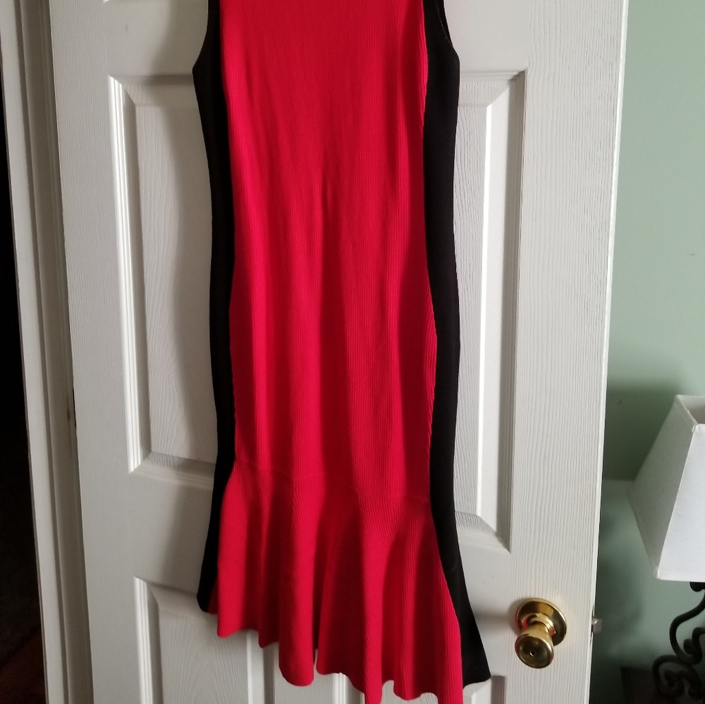 Dress - Picture 2 of 3